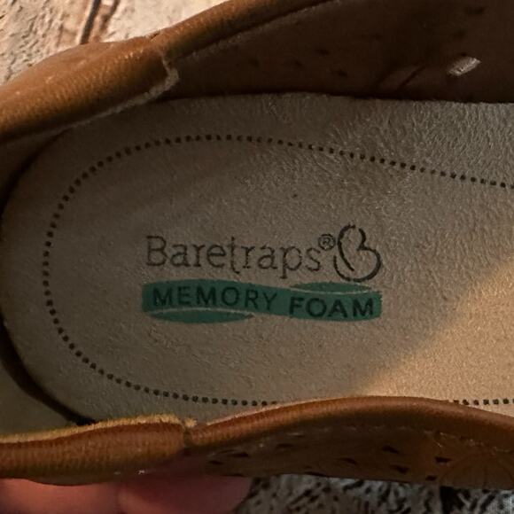 Baretraps Women’s Brown Flats with Memory Foam, Size 11, Pre-owned - Picture 8 of 8